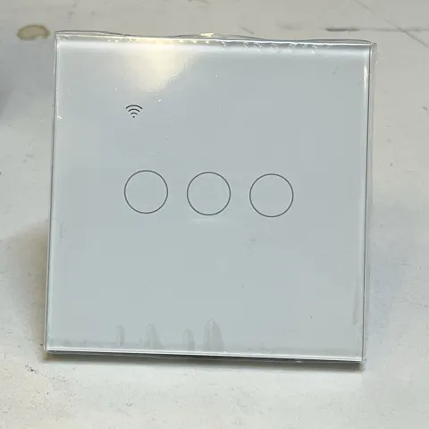 مفتاح إنارة ذكي لمس WiFi (3 زر)