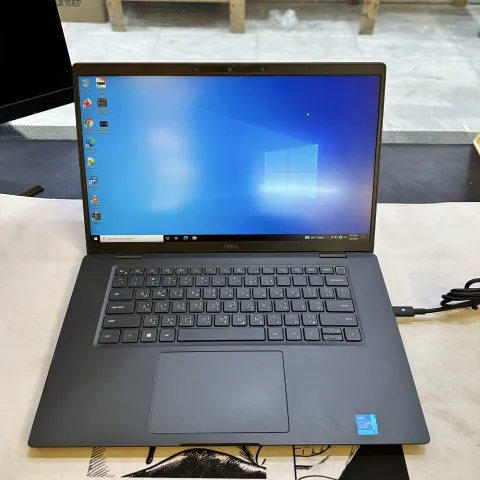 DELL 7520 ci7 11th ram 16 ssd 156 15.6