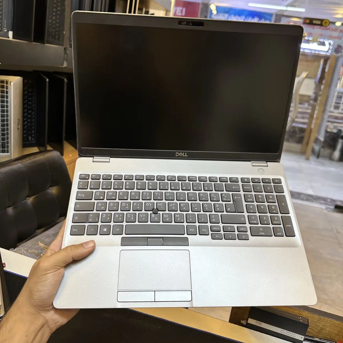 DELL E5510 ci5 10th ram 8 ssd 256 15.6