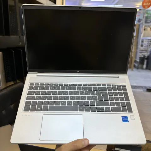 Hp 450G8 ci5 11th ram 8 ssd 256 15.6
