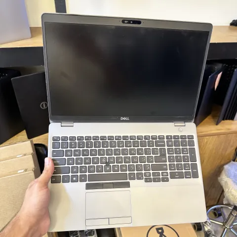 dell E5510 ci5 10Th H ram 8 ssd 256 VGA 4G 15.5