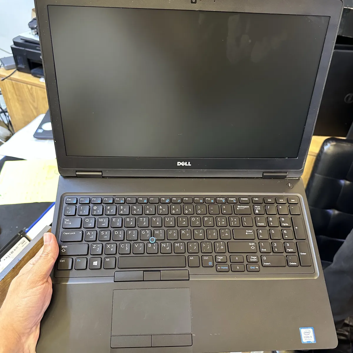 DELL E5580 ci5 8th ram 8 ssd 256 15.6