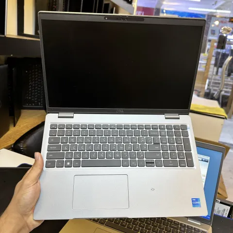 DELL PRE 3571 ci5 12600H ram 16 DDR5 SSD 512 VGA 4G 15.6
