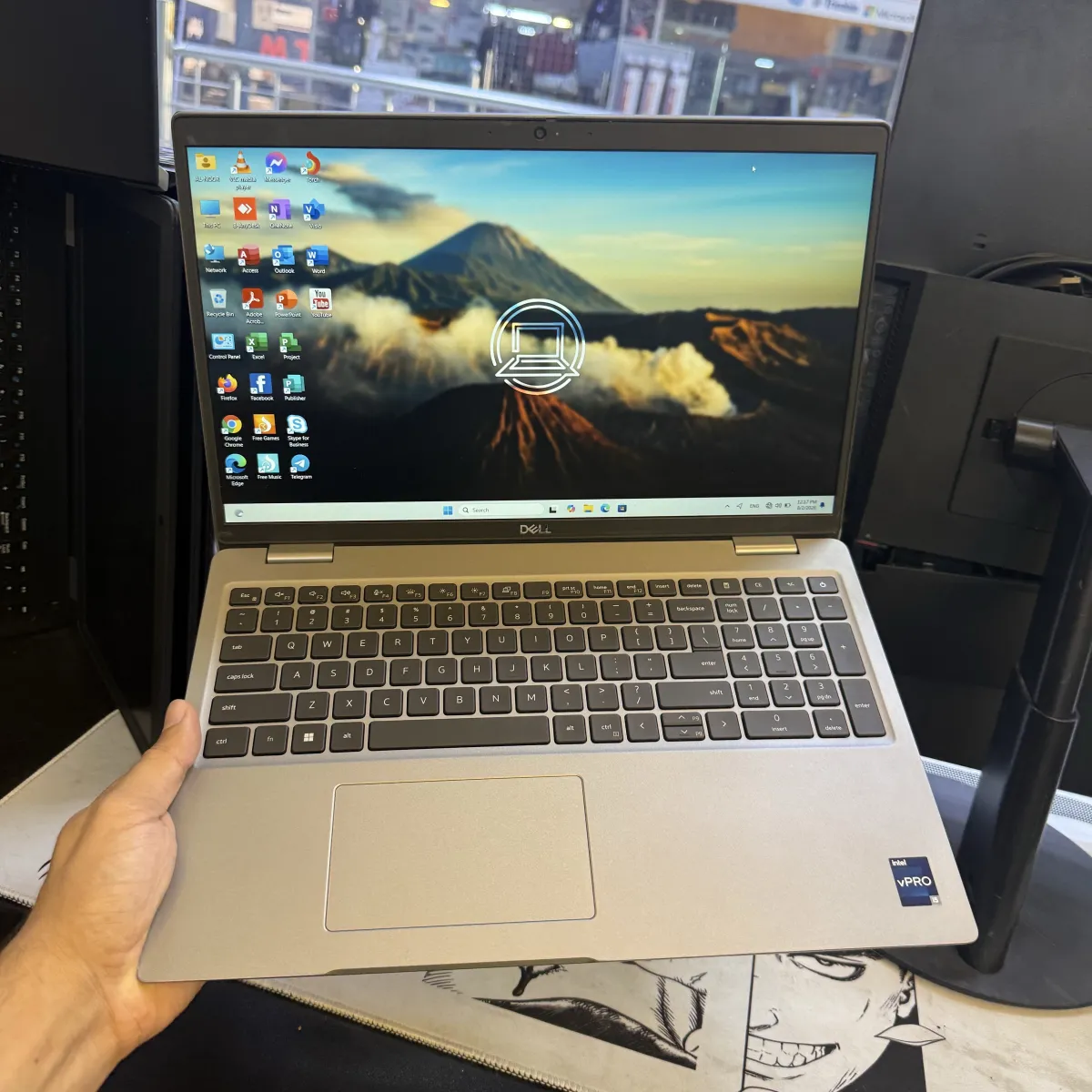 DELL E5531 ci5 12600H ram 8 DDR5 SSD 256 15.6
