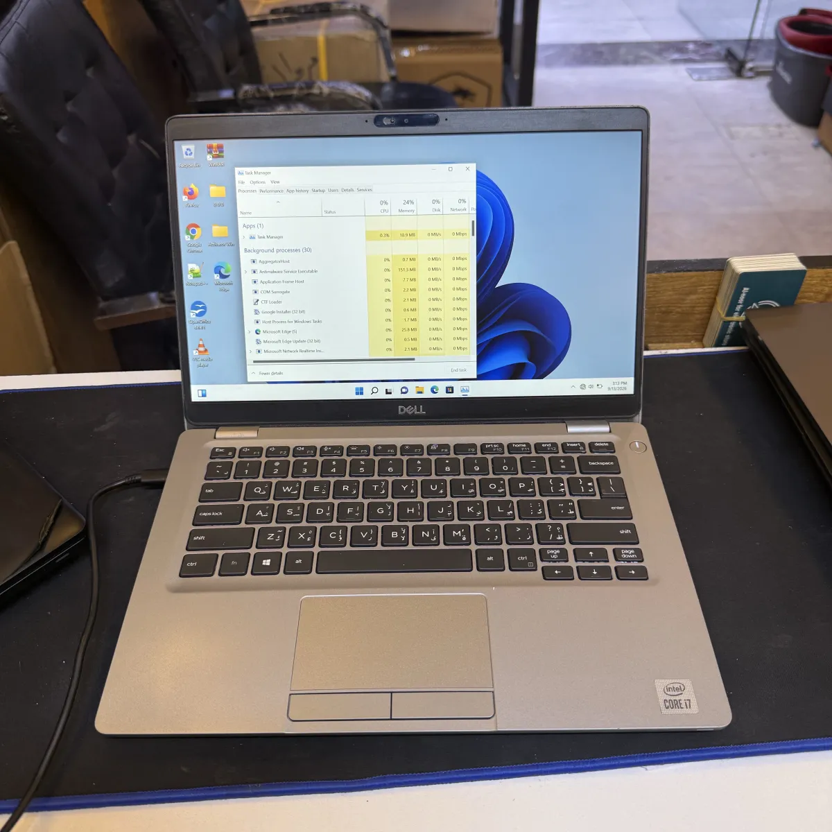 DELL E5310 ci7 10th ram 8 ssd 256 13.3 لمس