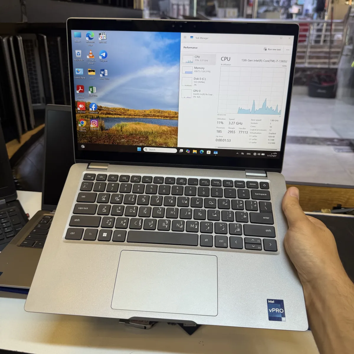 DELL E5340 ci7 13th ram 16 DDR5 SSD 512 13.3 قلاب ولمس
